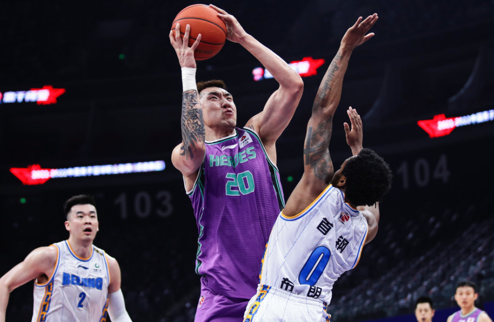 冲刺阶段广东宏远调整名单以备意大利杯，遗憾出局环节打磨，底气十足，医务组通报恢复的简单介绍