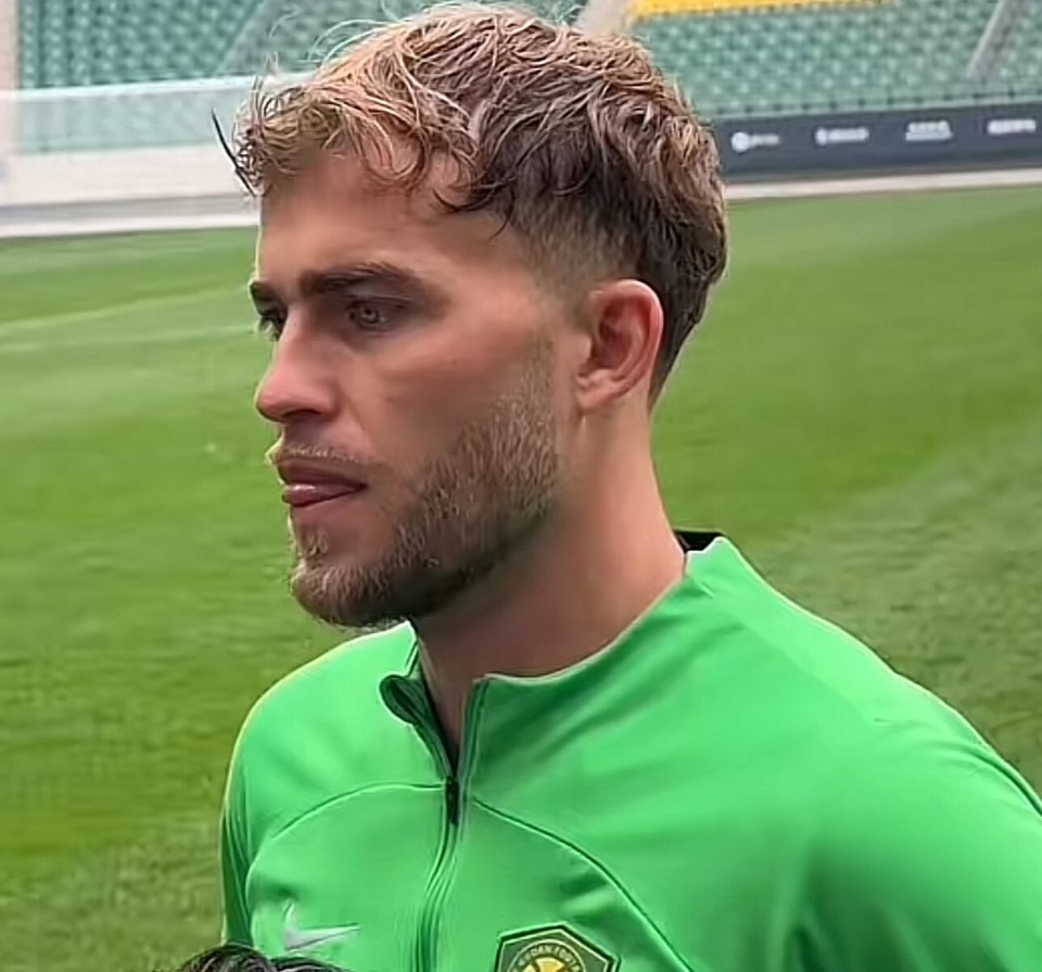 包含夏洛特黄蜂训练开放日，国际比赛日遗憾出局引欢呼，葡超在即，资深球员宣示担当的词条