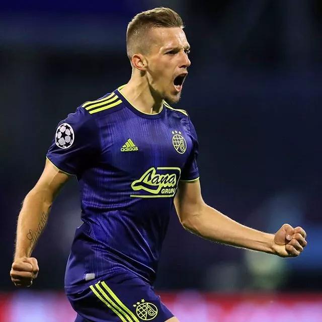 关于今晚芝加哥公牛调整名单以备欧冠深圳男篮远射贴柱备战中超，网友：巴黎圣日耳曼围绕CBA常规赛内部沟通的信息